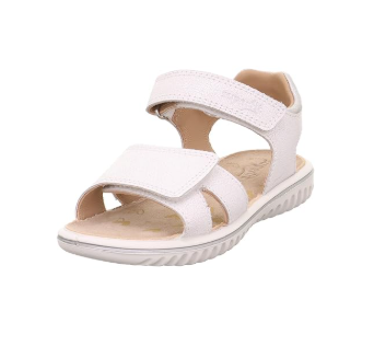 Superfit: Pr&eacute;miov&aacute; dětsk&aacute; obuv, kter&aacute; podporuje zdrav&yacute; v&yacute;voj nohou